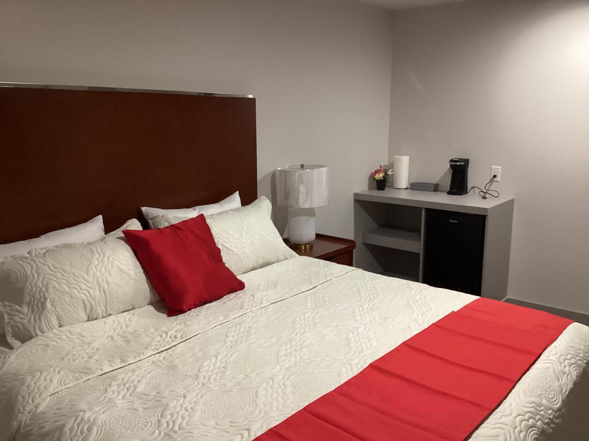Bethel Hotel Elk Point Extérieur photo